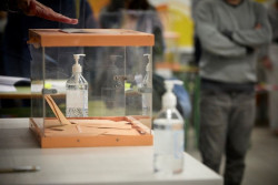 13F-CyL vuelve a las urnas dos a&ntilde;os y medio despu&eacute;s de la victoria del PSOE, con 35 esca&ntilde;os, con 29 de PP y 12 de Cs