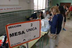 35,5 millones de personas tiene ma&ntilde;ana una cita para renovar m&aacute;s de 8.000 ayuntamientos y doce parlamentos de CCAA