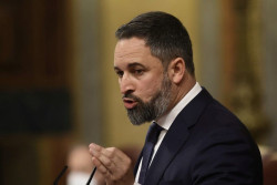 Abascal apoya la acogida de los ucranianos que huyen de la guerra: "Estos s&iacute; son refugiados"
