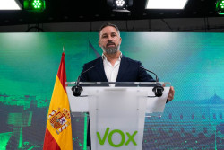 Abascal avisa al PP de que el acuerdo de la Comunidad Valenciana es el que Vox quiere "para toda Espa&ntilde;a"