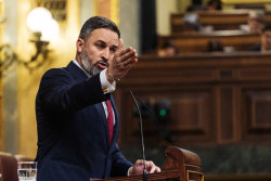 Abascal se niega a retractarse de sus palabras "coloquiales" sobre S&aacute;nchez 