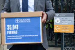 Abogados Cristianos entrega 35.000 firmas a Patrimonio Nacional ante "el abandono" del Valle de los Ca&iacute;dos