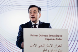 Albares aclara que Orb&aacute;n se reuni&oacute; con Putin a t&iacute;tulo bilateral y advierte: "No fue a Mosc&uacute; en nombre de la UE".
