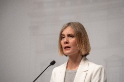 Albiach (comuns) dice que amnist&iacute;a y refer&eacute;ndum "est&aacute;n encima de la mesa negociadora" con Junts