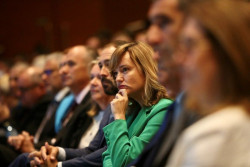 Alegr&iacute;a dice que el Gobierno es consciente del "cabreo de a sociedad pues da la impresi&oacute;n que no, que est&aacute;n a lo suyo