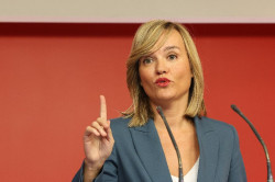 Alegria dice que la amnistia ya est&aacute; aceptada por el socialismo,comunismo e independentismo m&aacute;s Bildu