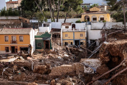 Apuntalan la estructura de 112 edificios en localidades afectadas por la dana