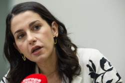 Arrimadas no descarta que la refundaci&oacute;n de Cs pase por ella misma
