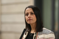 Arrimadas recrimina a S&aacute;nchez que  rechace la energ&iacute;a nuclear mientras Europa "apuesta" por ella