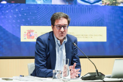 Asociaciones de funcionarios, jueces y fiscales avisan del "peligro" que entra&ntilde;a el cambio en oposiciones