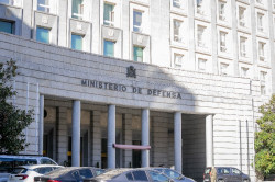 Asociaciones militares exigen a Defensa negociar m&aacute;s financiaci&oacute;n para sueldos en el plan de inversi&oacute;n