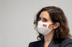 Ayuso tendr&aacute; que esperar a  2023, a que se pegue el batacazo Casado para ser ella candidata