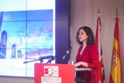 Ayuso traslada su apoyo a familiares y amigos de los fallecidos en Cantabria "en todo lo que puedan necesitar"