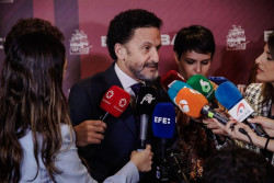 Bal conf&iacute;a en la directora del CNI y dice que el Gobierno prepara el terreno para dar "una cabeza" a los separatistas