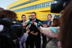 Barb&oacute;n exige al Gobierno central compensar con "m&aacute;s trenes" a Cantabria y Asturias