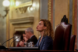 Batet reprende a Gamarra por sacar a S&aacute;nchez las pol&eacute;mica del `S&oacute;lo S&iacute; es s&iacute;` y la malversaci&oacute;n en un debate europeo