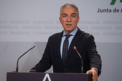 Bendodo avisa a S&aacute;nchez que tiene el "fuego amigo en contra, su propio Gobierno": "De ah&iacute; es muy dif&iacute;cil que salga"
