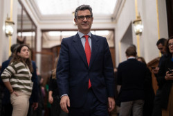 Bruselas desmiente a Bola&ntilde;os y niega haber expresado "cero preocupaci&oacute;n" puesto que contin&uacute;a el an&aacute;lisis de la amnist&iacute;a