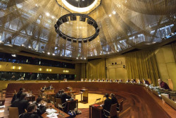 Bruselas pone en duda ante el TJUE que la amnist&iacute;a sea de inter&eacute;s general por ser parte de un acuerdo pol&iacute;tico