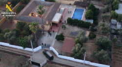 Cae una red "industrial" de cultivo de marihuana que ha blanqueado cerca de medio mill&oacute;n de euros