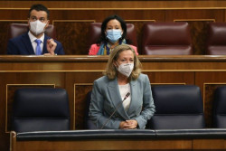 Calvi&ntilde;o elude confirmar que  la ley audiovisual fijar&aacute; porcentajes de producci&oacute;n en lengua catalana