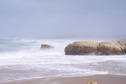 Cantabria est&aacute; en alerta por mala mar y viento el mi&eacute;rcoles y fen&oacute;menos costeros el jueves