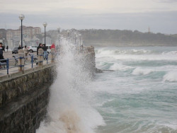 Cantabria estar&aacute; hoy en aviso naranja por costeros y ma&ntilde;ana en amarillo por lluvia