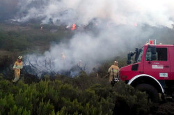Cantabria tiene cinco incendios forestales activos 