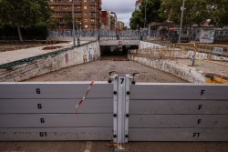 Carreteras cortadas, 542.000 alumnos sin clase y un barranco desbordado por las lluvias en C. Valenciana y Catalu&ntilde;a