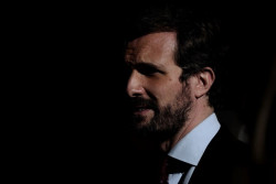 Casado carga contra S&aacute;nchez por su "nefasta" gesti&oacute;n y le acusa de "arrogancia", "incompetencia" y hasta "recochineo"