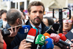 Casado critica que el Gobierno defienda a los delincuentes y deje tirados a los que "defienden la seguridad de Espa&ntilde;a"