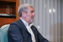 Clavijo critica que el resto de Espa&ntilde;a "da la espalda" a Canarias ante la llegada de migrantes
