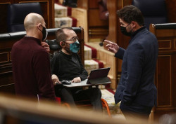 Comunistas y los independentistas se unen para se&ntilde;alar al CNI y a Margarita Robles como responsables del espionaje