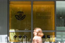 Correos recibe m&aacute;s de 2,6 millones de solicitudes de voto por correo, un 95% m&aacute;s que en las elecciones de 2019