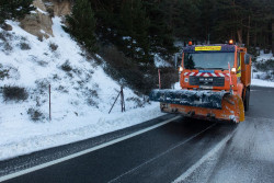  Desciende a 107 en n&uacute;mero de carreteras afectadas por la nieve,  7 de la red viaria principal