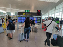 Desconvocan la huelga de `handling` en los aeropuertos de Aena para el puente de diciembre