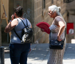 Diez comunidades aut&oacute;nomas con avisos este domingo por altas temperaturas, tormentas y lluvias