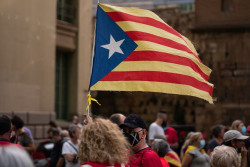 El 53% de catalanes rechaza la independencia y el 38% la defiende, seg&uacute;n el CEO