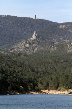 El Arzobispado de Madrid critica que el Gobierno no ha contado con la Iglesia para el concurso del Valle de los Ca&iacute;dos