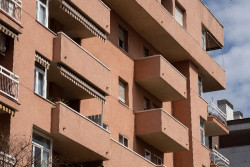 El BOE publica la Ley de Vivienda de Podemos  que entra en vigor hoy