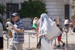 El calor vuelve a poner en riesgo a casi toda Espa&ntilde;a y se espera descenso notable de temperaturas en el Cant&aacute;brico