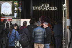 El cine espa&ntilde;ol factura 23 millones de euros en los primeros seis meses del a&ntilde;o, 10 millones menos que en 2023