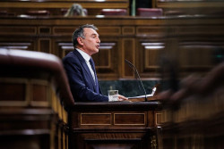 El comunista y secretario de Estado de S&aacute;nchez, Enrique Santiago pide la derogaci&oacute;n de la Ley Mordaza  porque se va a manifestar contra la OTAN y contra el gobierno que le paga el sueldo