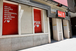 El Congreso del PSOE debatir&aacute;  un refer&eacute;ndum para cambiar la forma de Estado y proclamar la  III Rep&uacute;blica