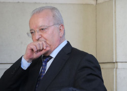 El Constitucional de Sanchezperdona parte de la malversaci&oacute;n de los `ERE` al exconsejero de Empleo Antonio Fern&aacute;ndez