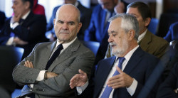 El Constitucional exonera al expresidente andaluz Jos&eacute; Antonio Gri&ntilde;&aacute;n toda la malversaci&oacute;n de los `ERE`