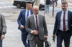 El delegado del Gobierno en Madrid asegura que no particip&oacute; en el nombramiento de la asesora de Bego&ntilde;a G&oacute;mez