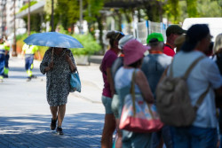 El fin de semana ser&aacute; caluroso, con 35&ordm;C o m&aacute;s en el este y sur peninsular y lluvias s&oacute;lo en el extremo norte