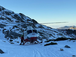 El Gobierno de Cantabria celebra la aparici&oacute;n del monta&ntilde;ero perdido y muestra su "orgullo" por el operativo