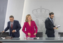El Gobierno de S&aacute;nchez  afirma que el vertido de pellets no da&ntilde;a el consumo de pescado o marisco